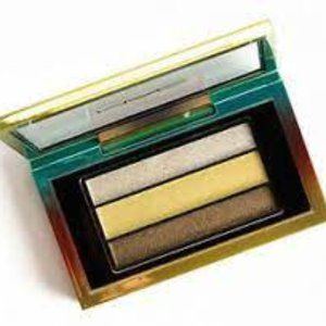 MAC Veluxe Pearlfusion Shadow Trio Wash & Dry Green Clean